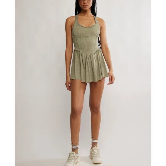 🎉LAST CHANCE🎉 FP MOVEMENT Smockin Hot Dress / Sage Stone - Picture 4 of 12